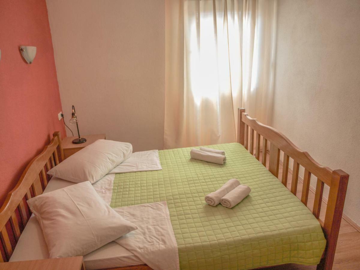 Apartment Pletikosic Kastela Luaran gambar